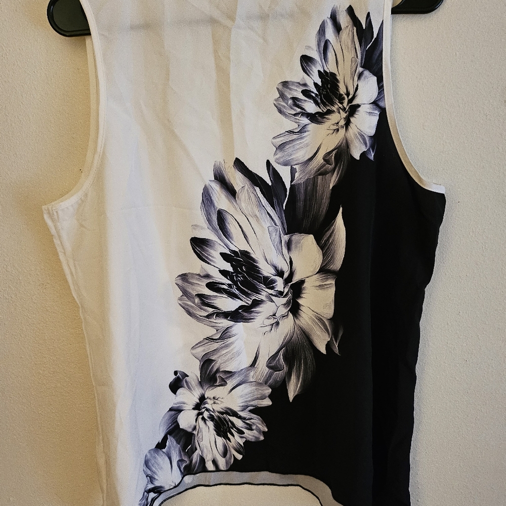 Matching Set - Picture 2 of 3